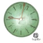Horloge murale vert malachite, aiguilles en bois